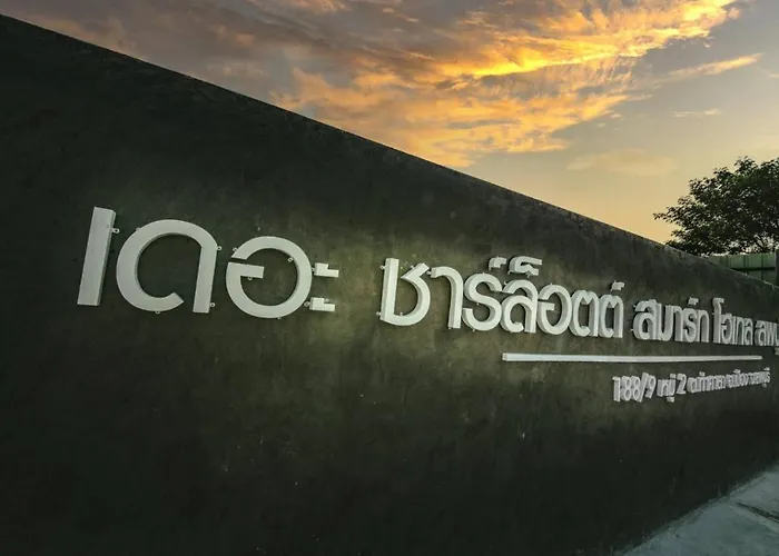 The Charlotte Smart Hotel Lopburi