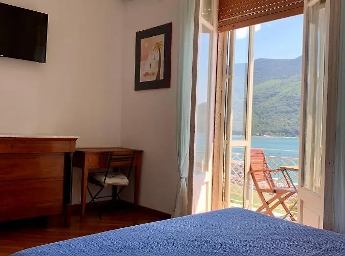 Bed and Breakfast Mare Blu Sapri