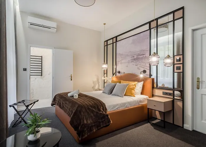 Astoria Boutique Suites- Best Location By Bqa Budapeste