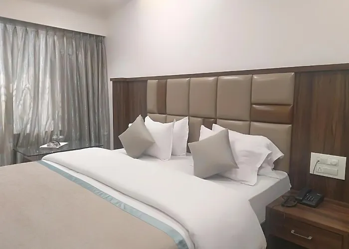 Hotel Shiv Sangram