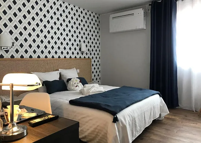 Hôtel Le Glacier Villeneuve-sur-Lot