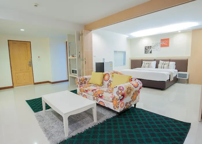 Taragrand Donmuang Airport Hotel