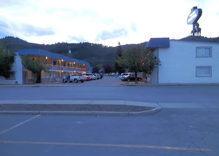 Trail Motel