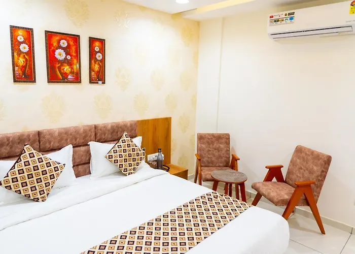Hotel Lee Grand
