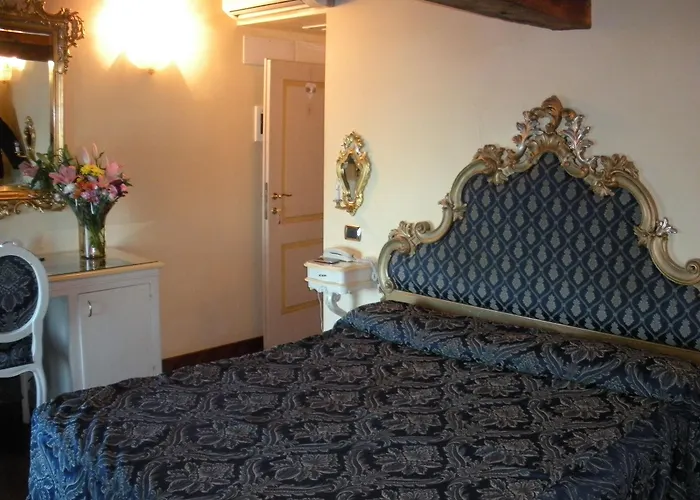 Hotel Vecellio Venice Lagoon View
