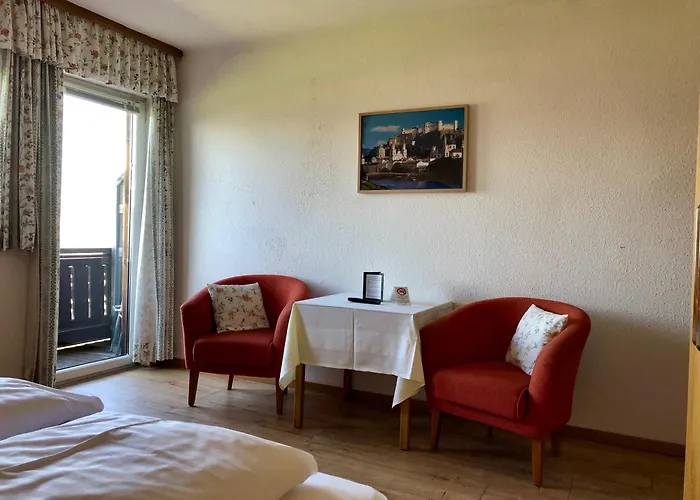 Hotel Schoene Aussicht