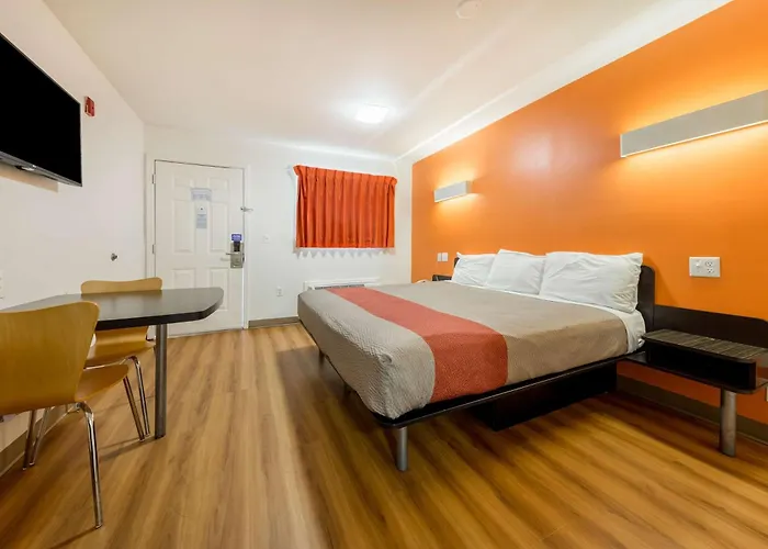 Motel 6-Greenville, Sc