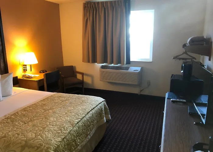 Super 8 By Wyndham Pendleton