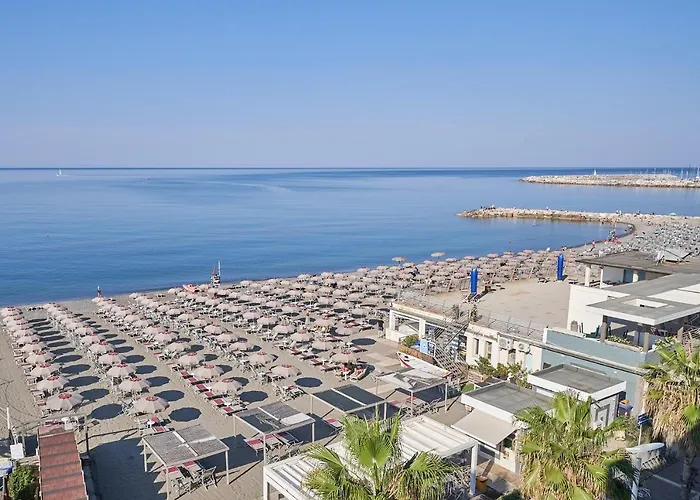 Palace Lido Hotel & Suites Marina di Cecina