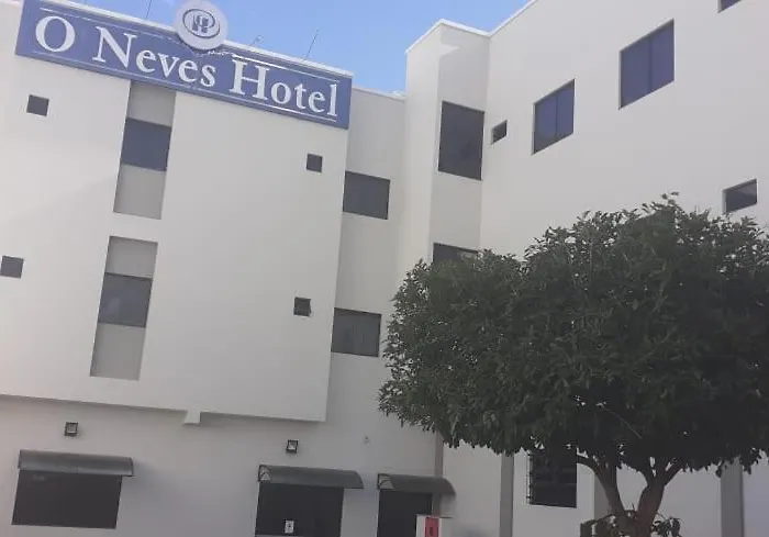 O Neves Hotel