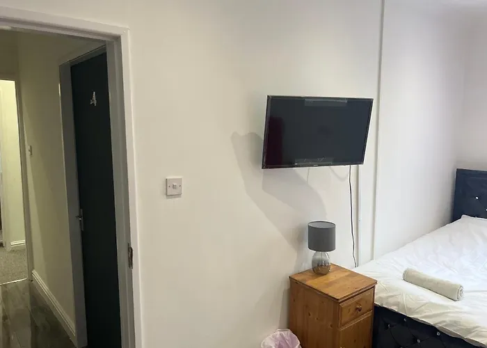 Zams Rooms