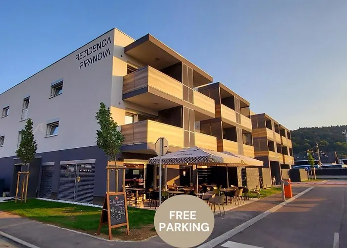 Apartments & Burgers Rezidenca Pipanova