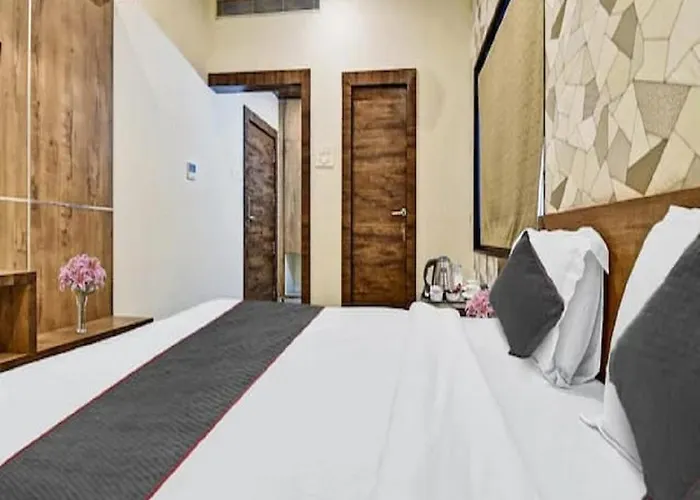 Hotel Shakun Palace