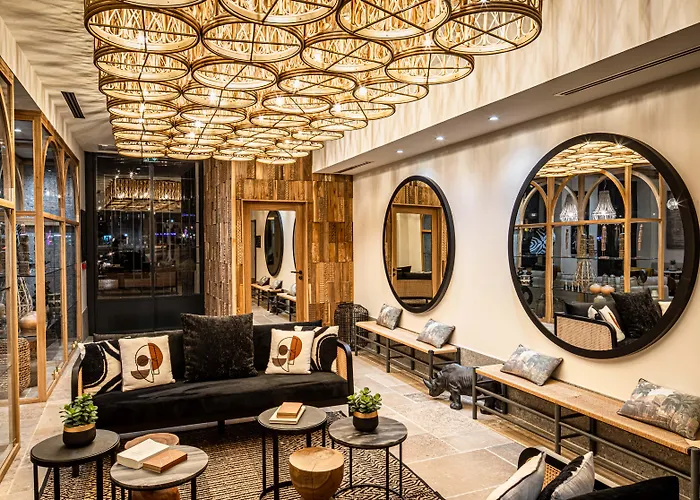 Maisons du Monde Hôtel&Suites - Marseille Vieux Port