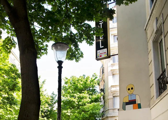 Hôtel Du Mont Dore Batignolles