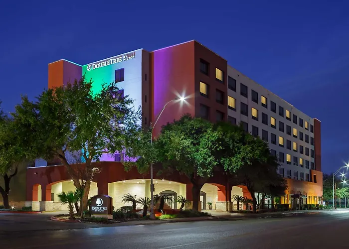 Doubletree By Hilton San Antonio Downtown Hotel