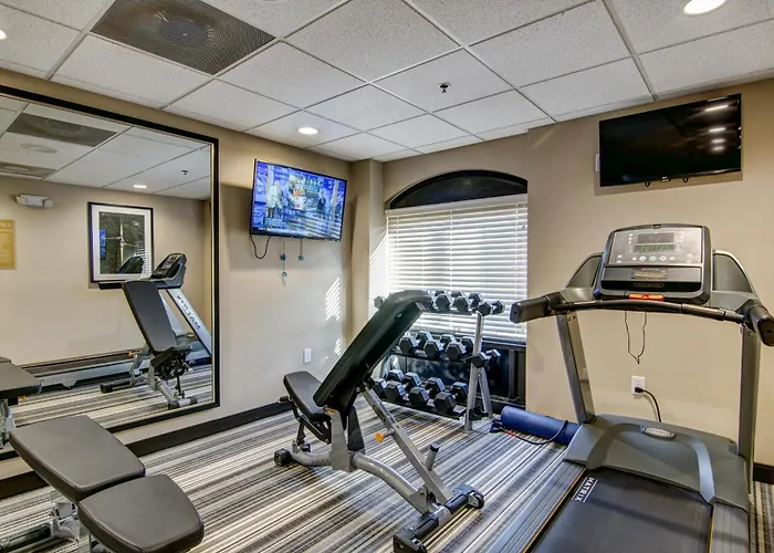 Candlewood Suites Richmond - West Broad By Ihg Dumbarton
