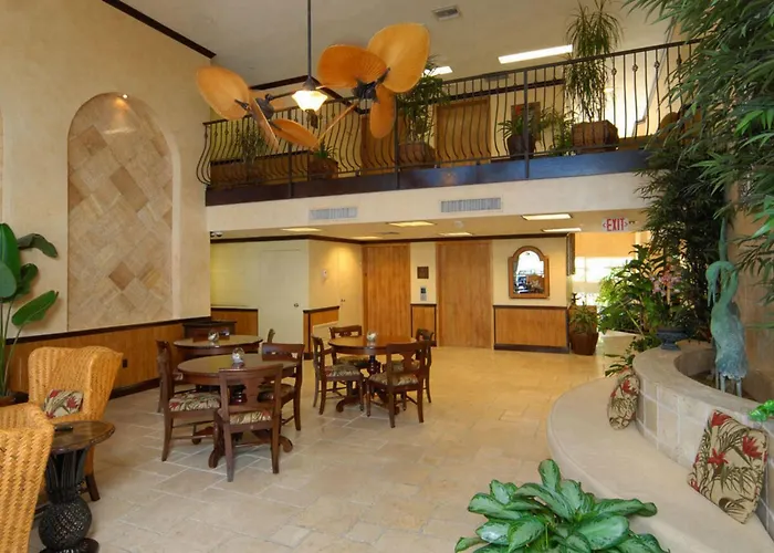 Bayfront Inn 5Th Avenue Naples