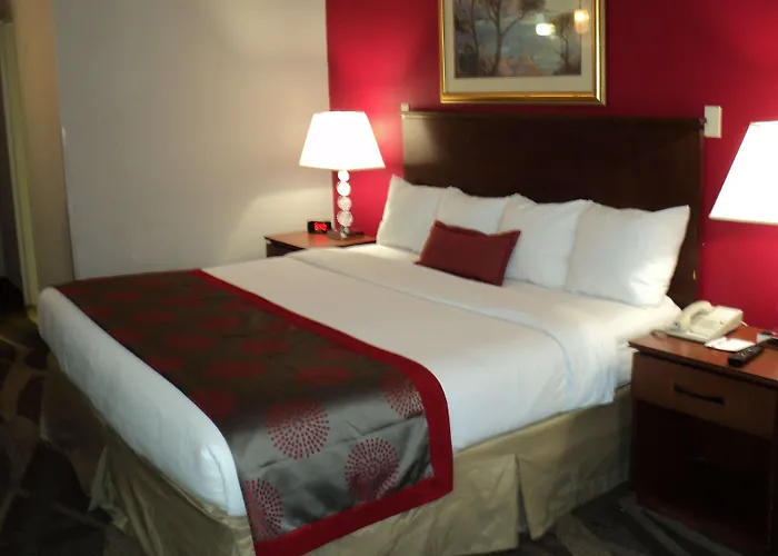 Ramada By Wyndham Yonkers Hotel