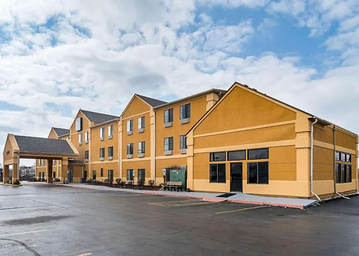 Quality Inn & Suites Harvey - Chicago Southland