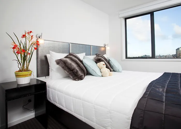 Nesuto St Martins Apartment Hotel