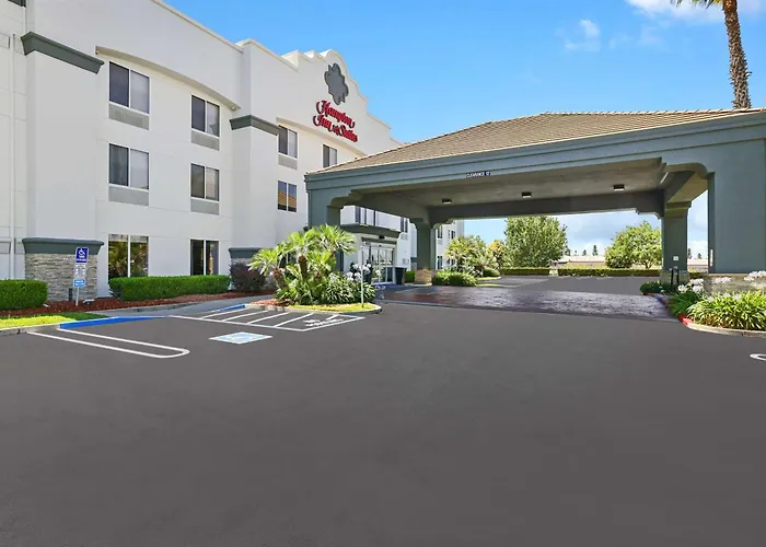 Hampton Inn & Suites Modesto - Salida