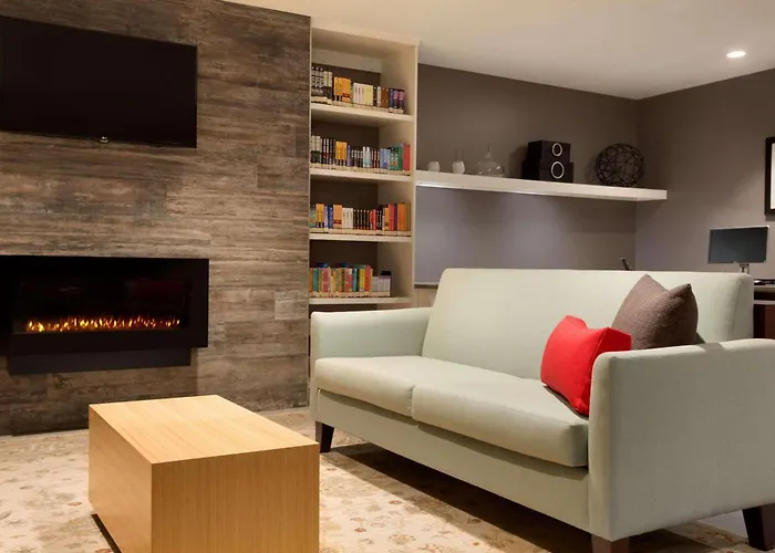 Country Inn & Suites By Radisson Asheville River Arts District