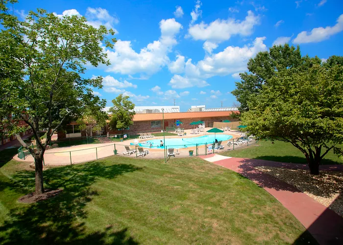 Red Lion Inn & Suites Branson