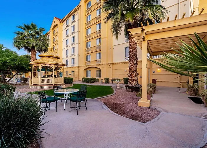 La Quinta By Wyndham Mesa Superstition Springs