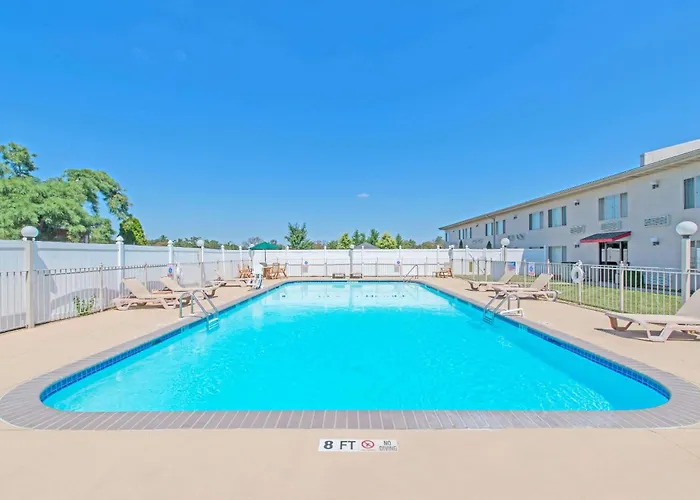 Ramada By Wyndham Vineland Millville Area
