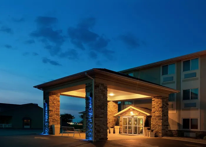 Holiday Inn Express Tuscola