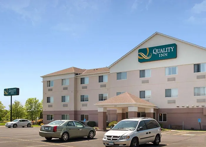 Quality Inn Brooklyn Center