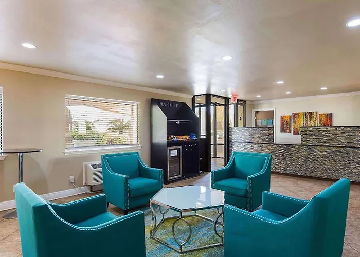 Days Inn By Wyndham Foley - North Gulf Shores