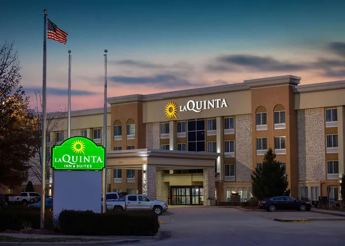 La Quinta By Wyndham Effingham Hotel