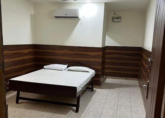Hotel Thilak
