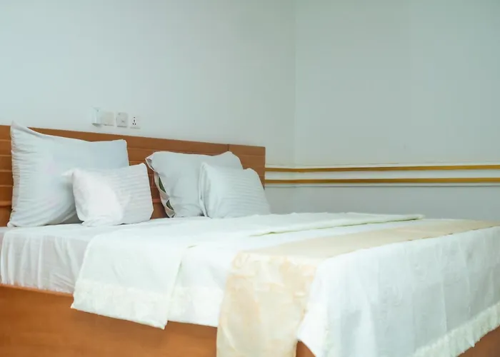Ruk'S Hotel