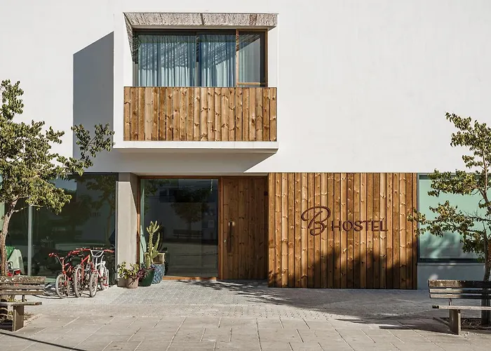 B.Hostel Comporta