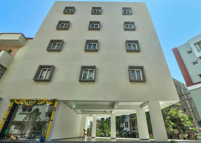 Treebo Sriz Cozy Seethamadhara