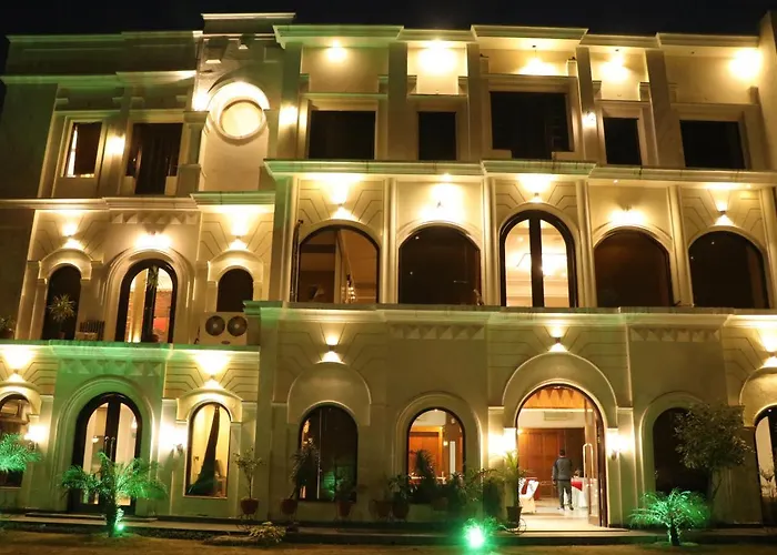 Hotel Pushap Palace