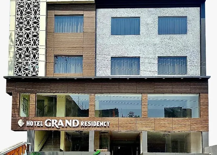 Hotel Grand Residency