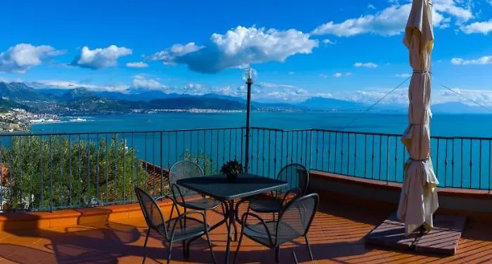 Bed and Breakfast Il Glicine Cetara
