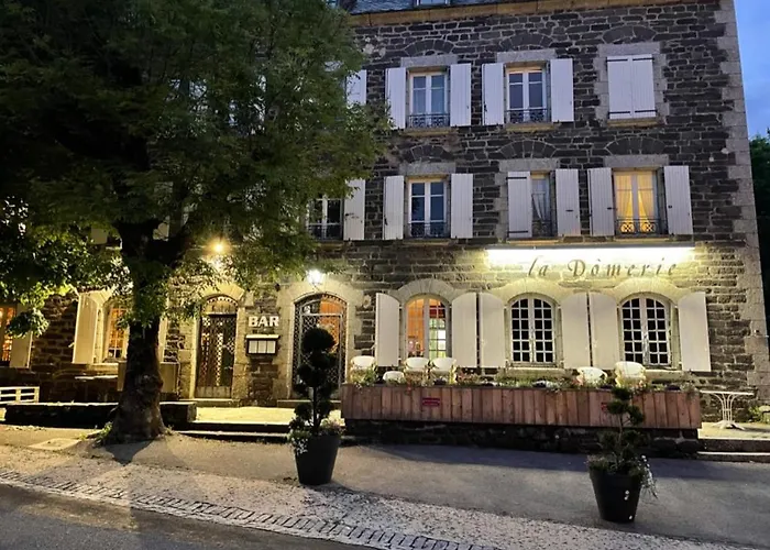 La Domerie - Maison d'hôtes - anciennement Hôtel de la Dômerie Aubrac