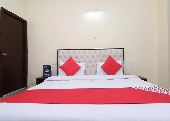 Oyo Hotel Ayaan