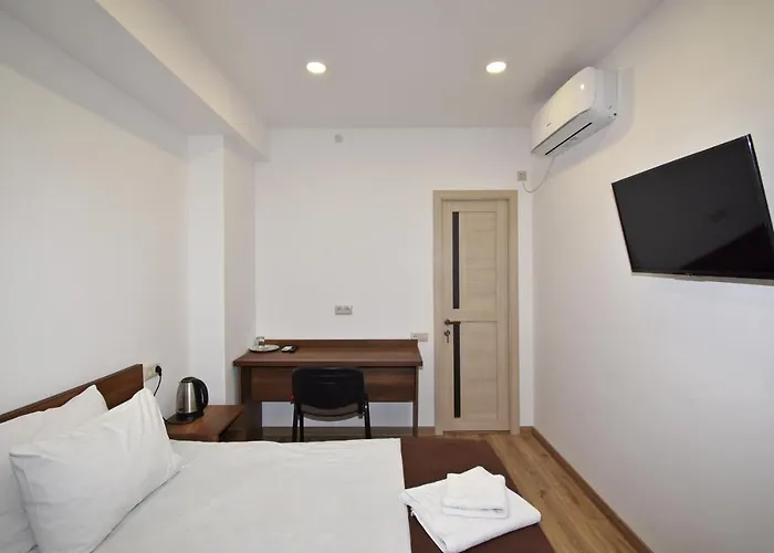 Patriott Hotel