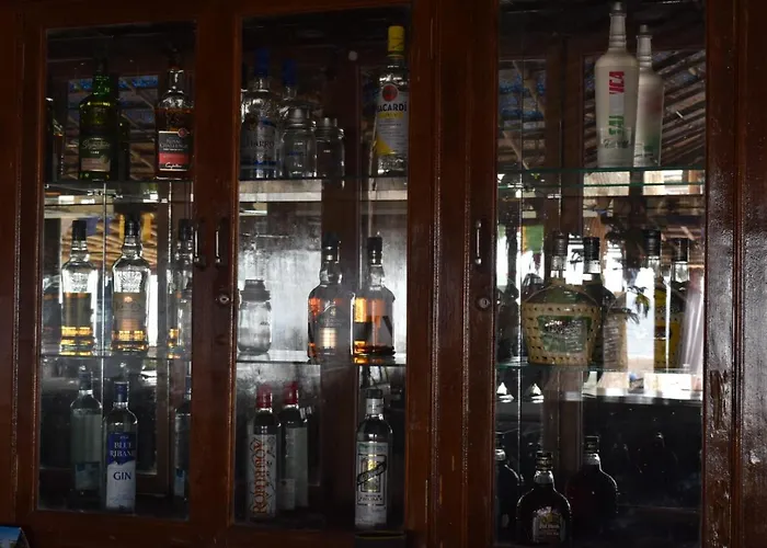 Hare'S Bar And Restaurant
