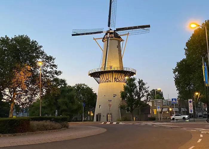 Hotel Cafe The Windmill Schiedam
