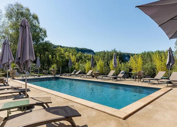 Hostellerie du Passeur - Hôtel&Restaurant - Climatisation et Piscine chauffée