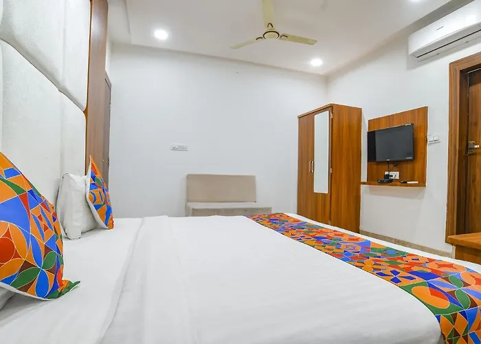 Fabhotel Right Choice