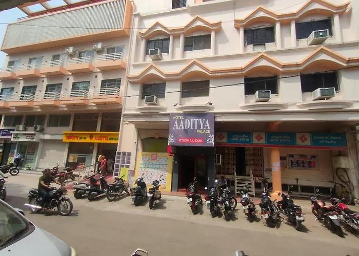 Hotel Aaditya Palace