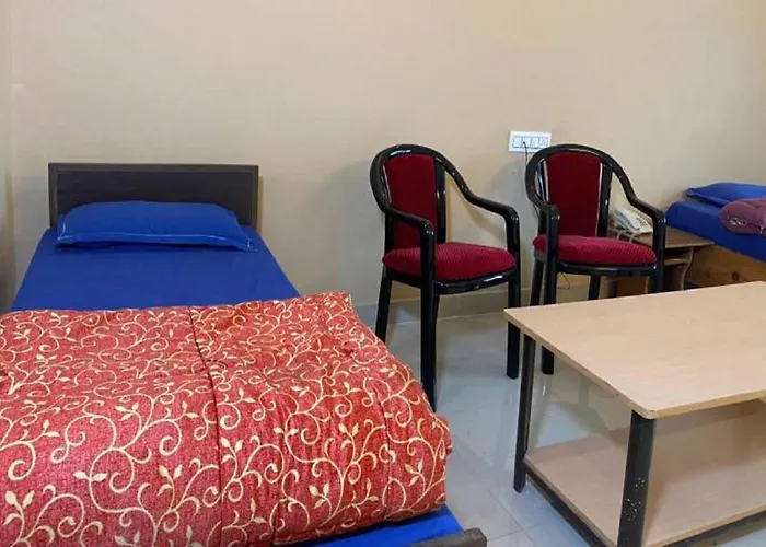 Goroomgo Kanara Hotel Bhimtal - Parking Facilities - Excellent Service